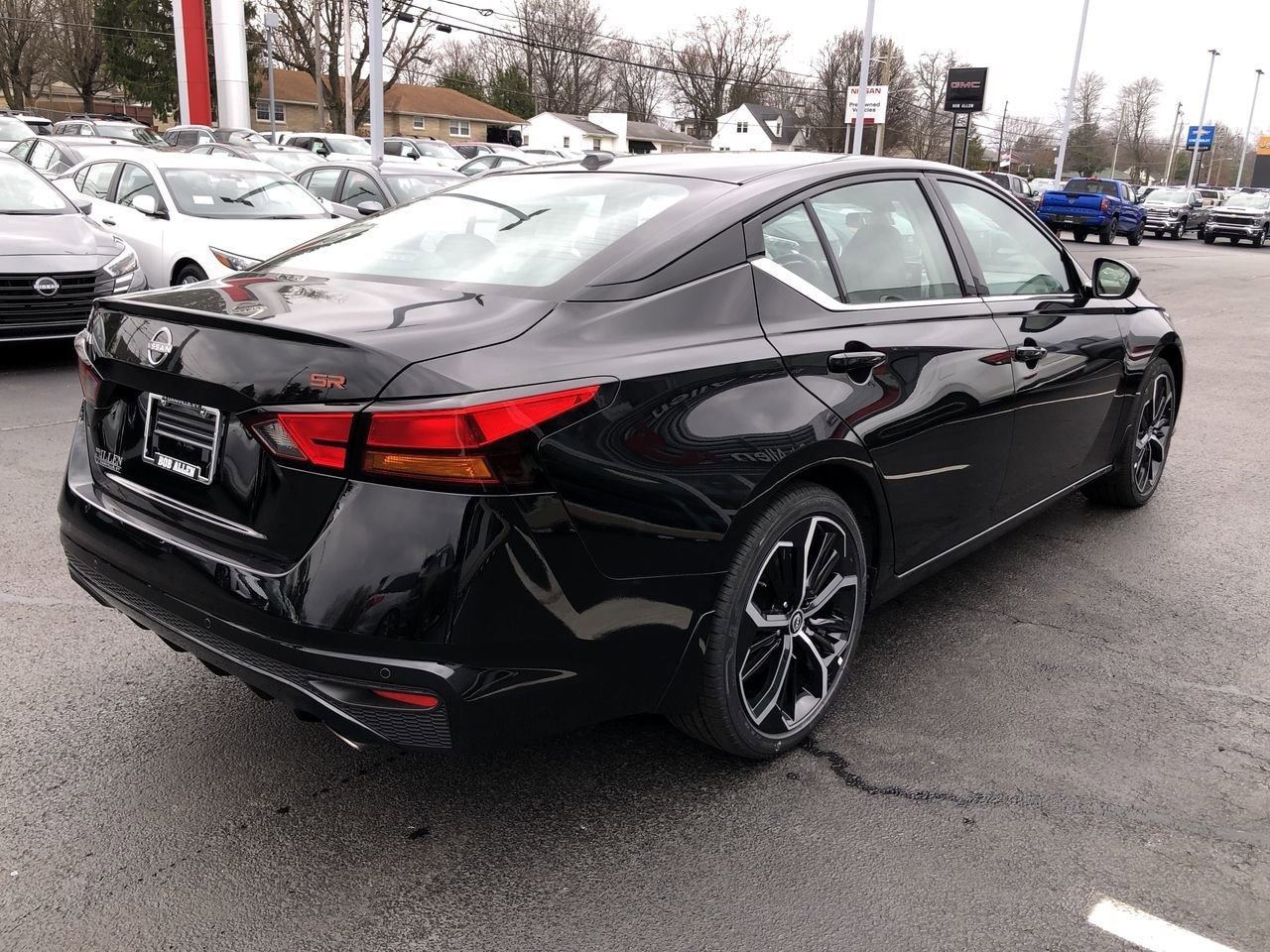 New 2025 Nissan Altima SR - photo - 12