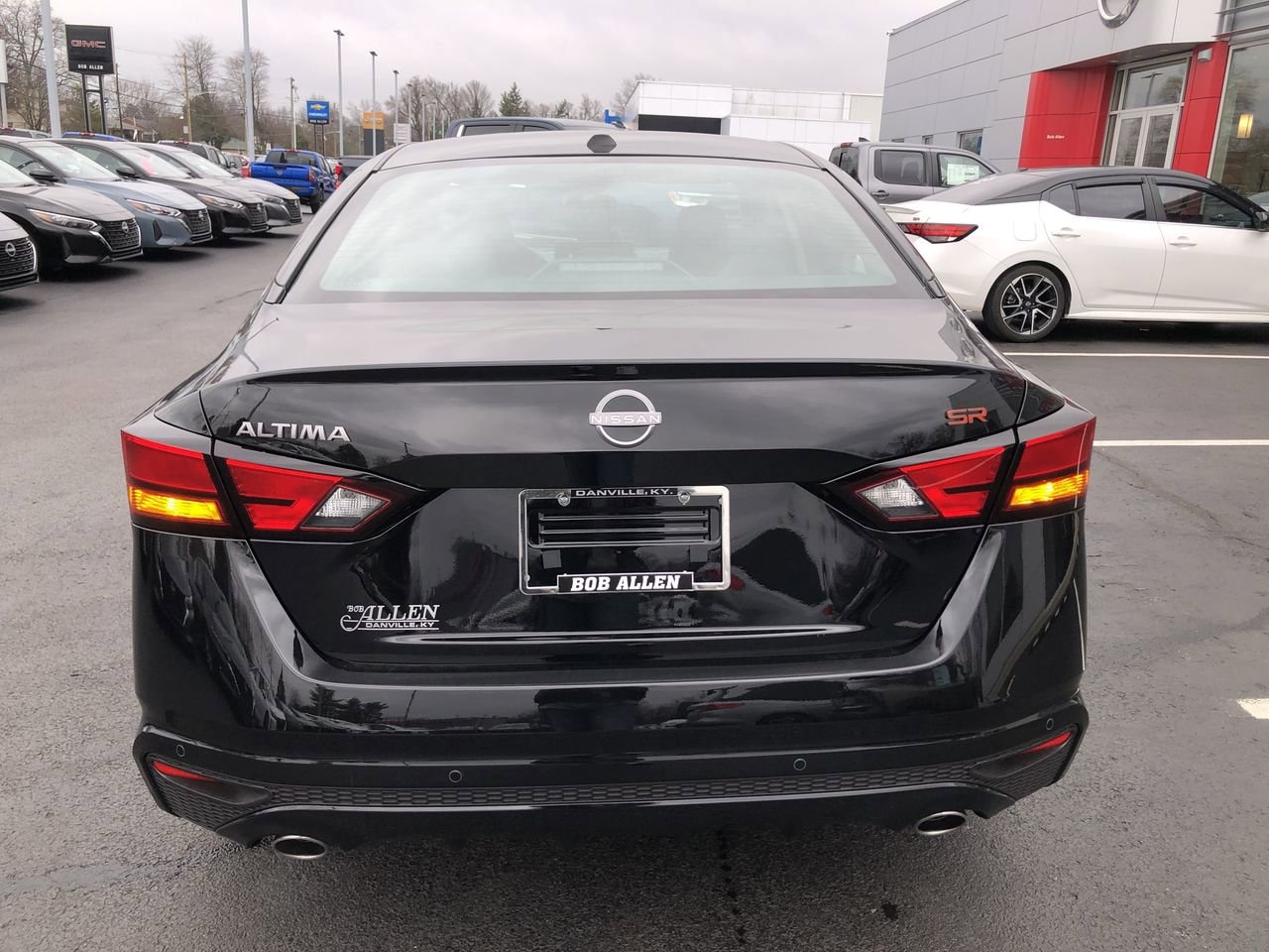 New 2025 Nissan Altima SR - photo - 18