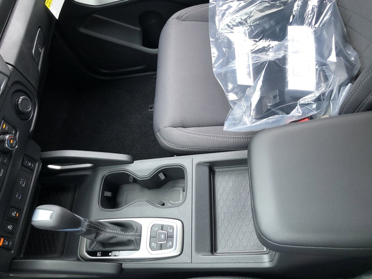 New 2026 Nissan Frontier SV - photo - 24