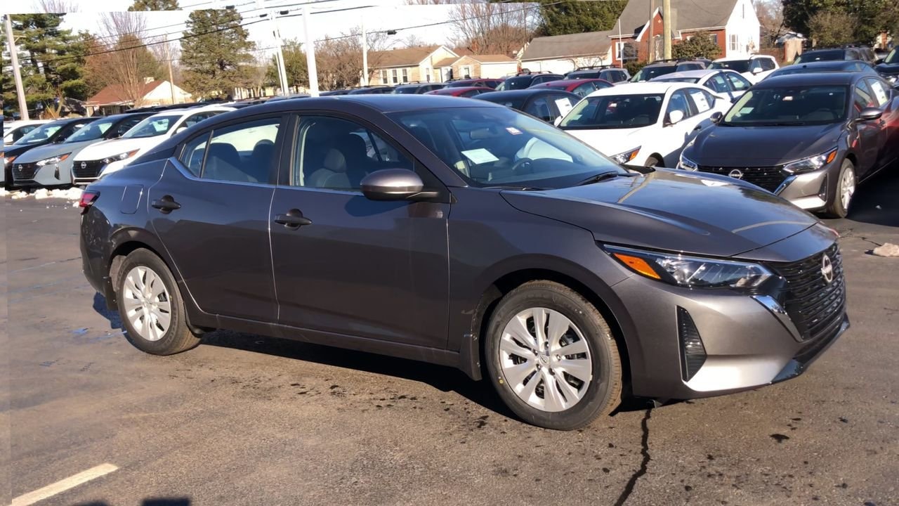 New 2025 Nissan Sentra S - photo - 1