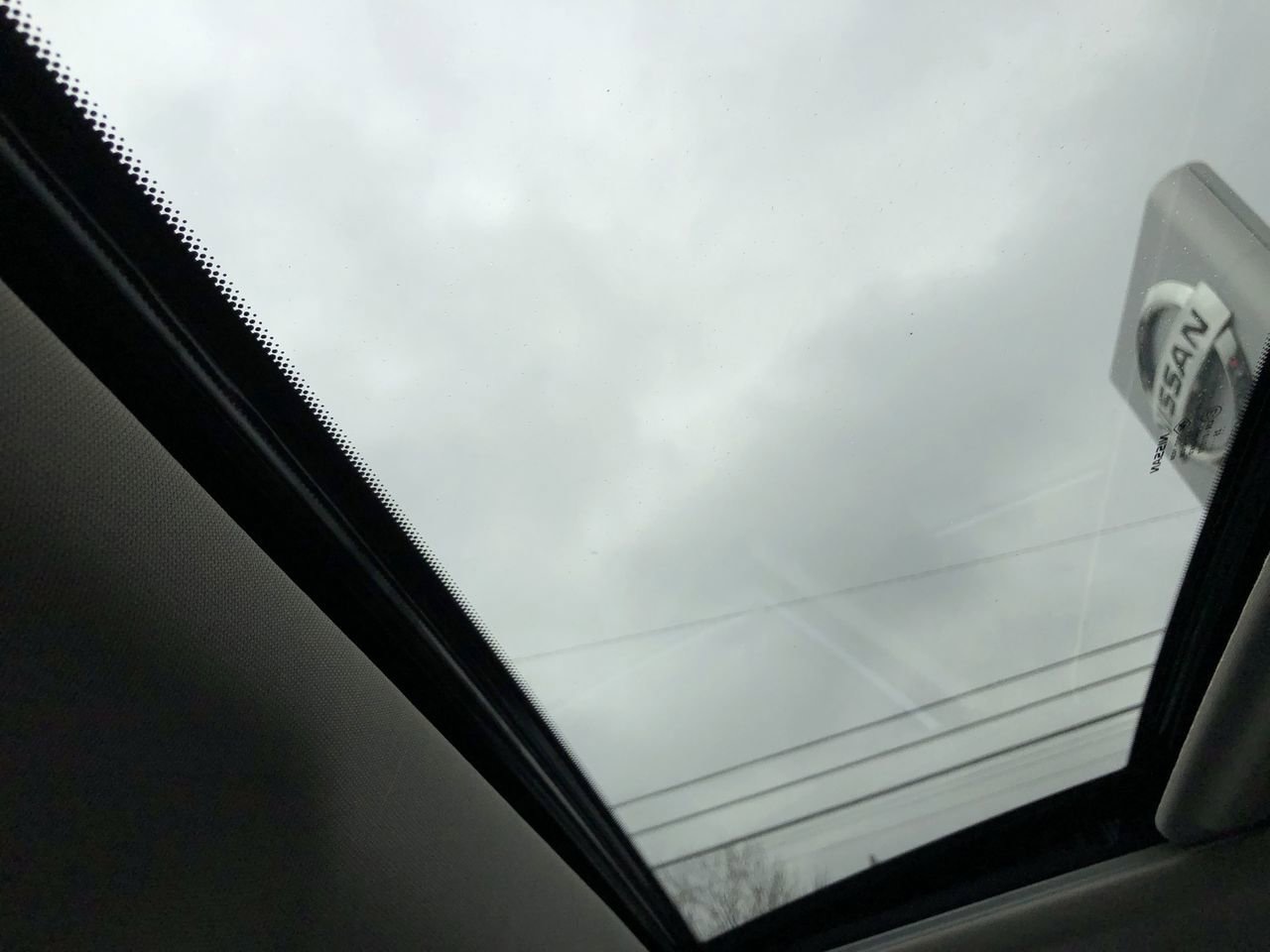 New 2025 Nissan Altima SR - photo - 31