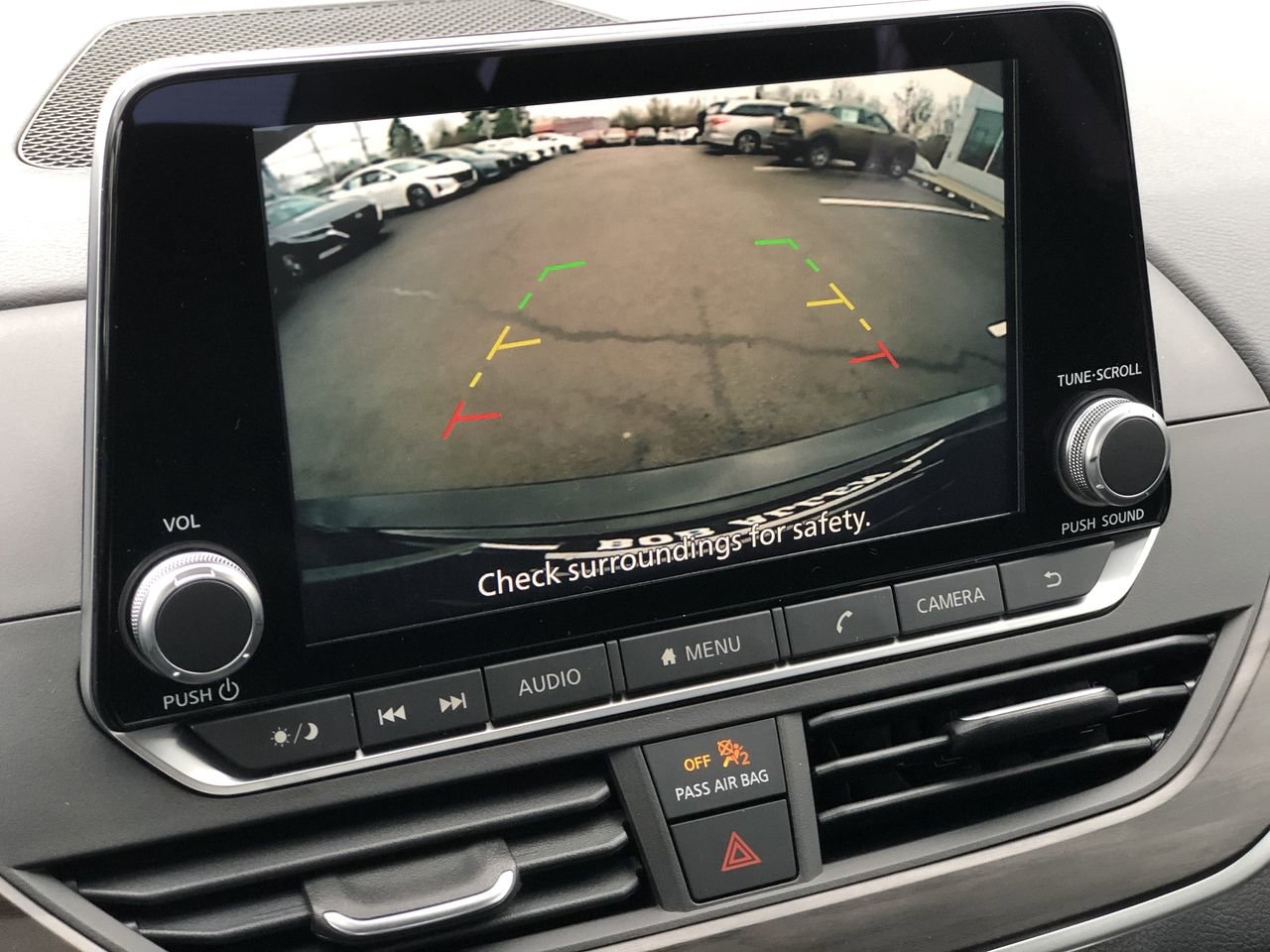 New 2025 Nissan Altima SV - photo - 28