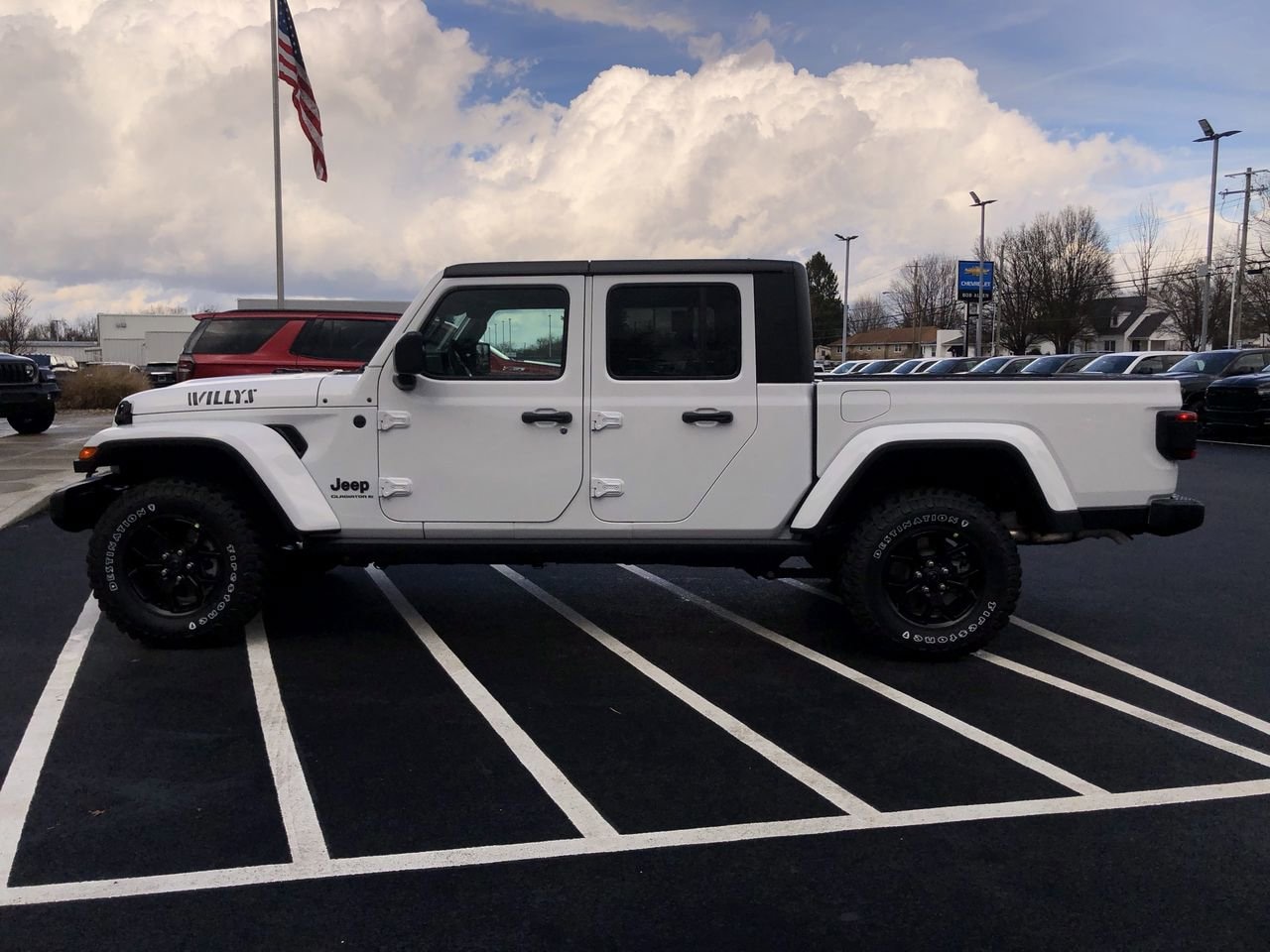 New 2026 Jeep Gladiator Willys - photo - 10