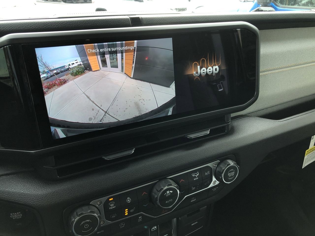 New 2026 Jeep Wrangler Sport S - photo - 19