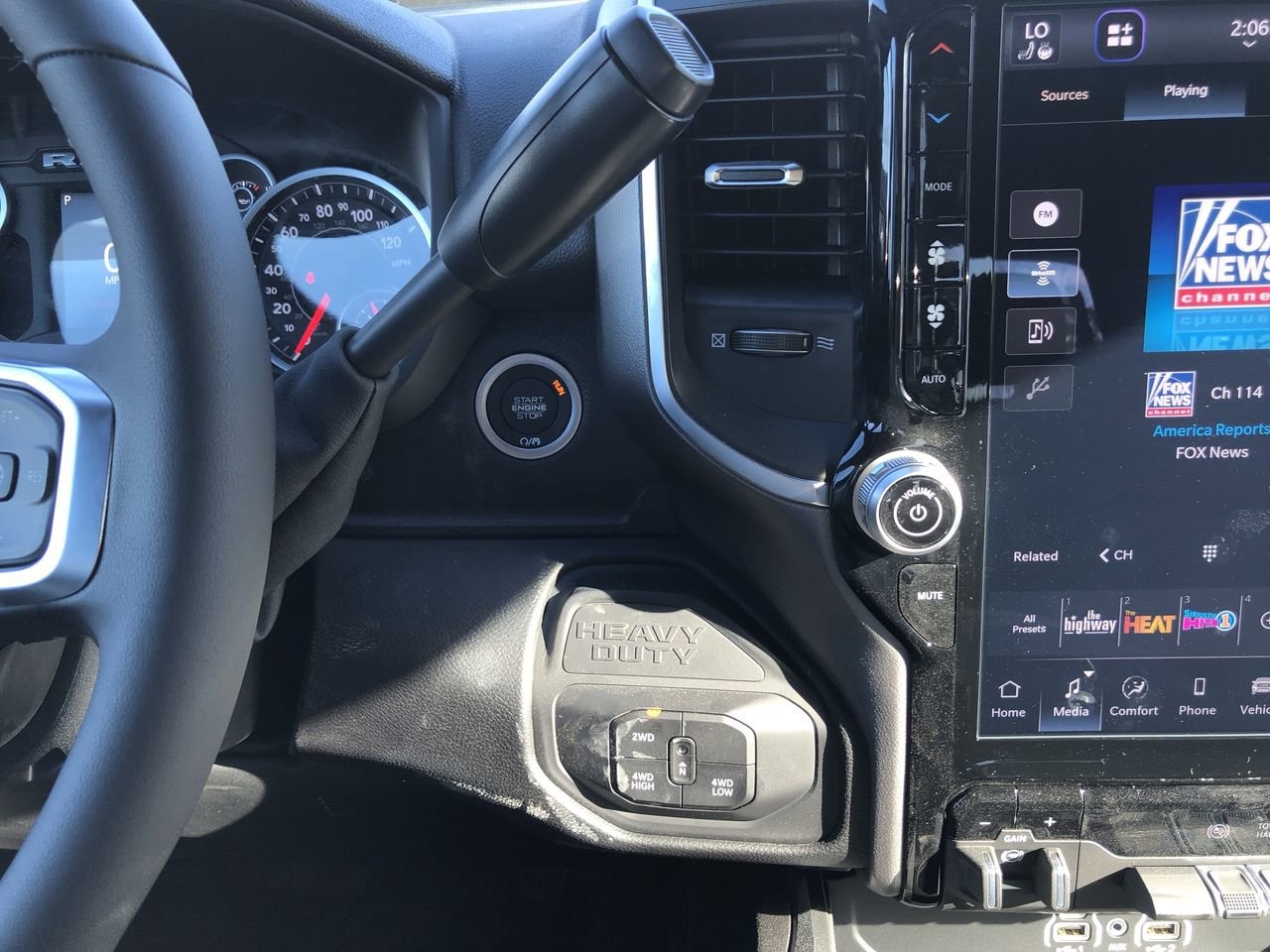 New 2026 Ram 2500 Big Horn - photo - 17