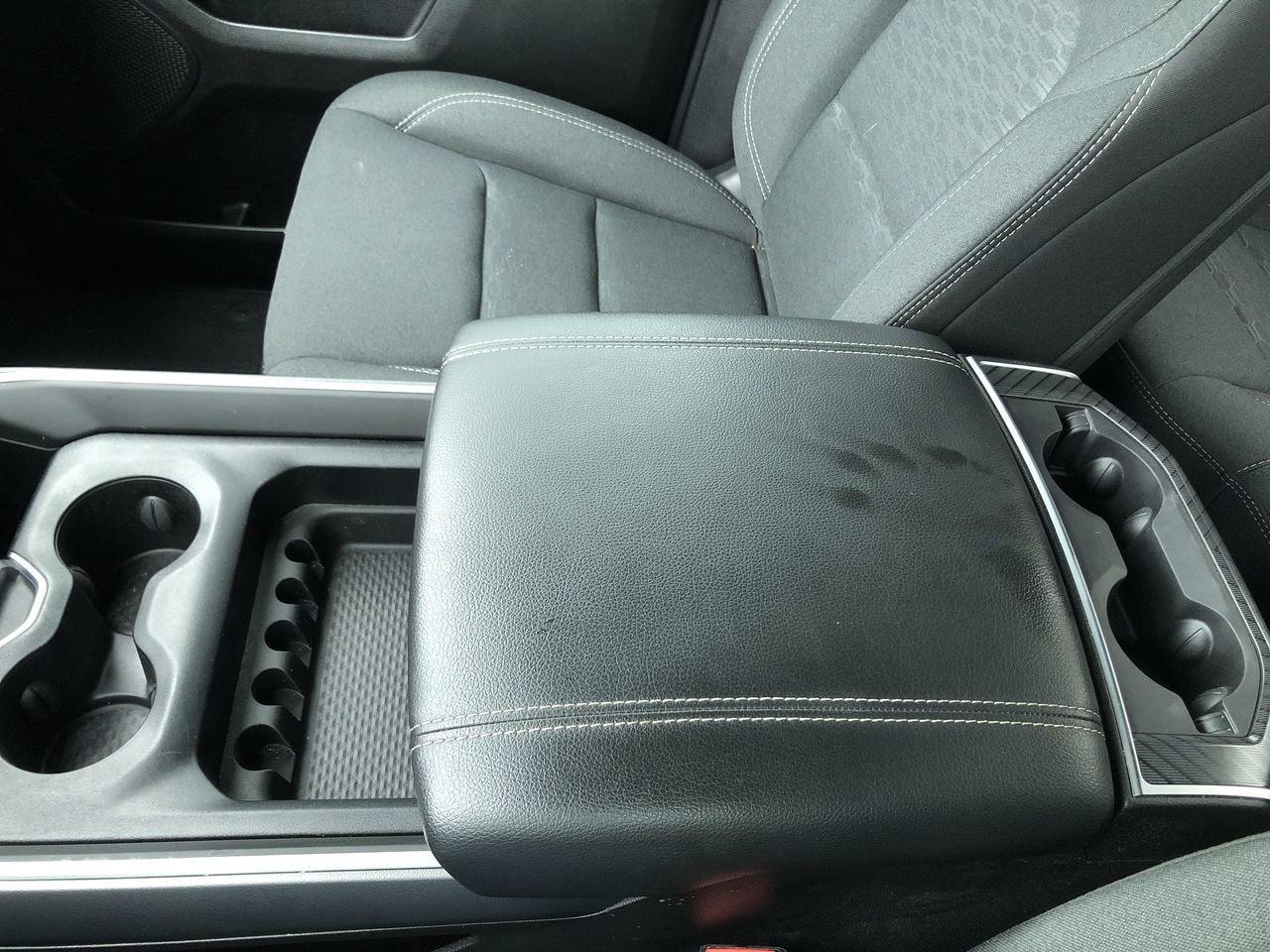 Pre-Owned 2025 Ram 1500  - photo - 24