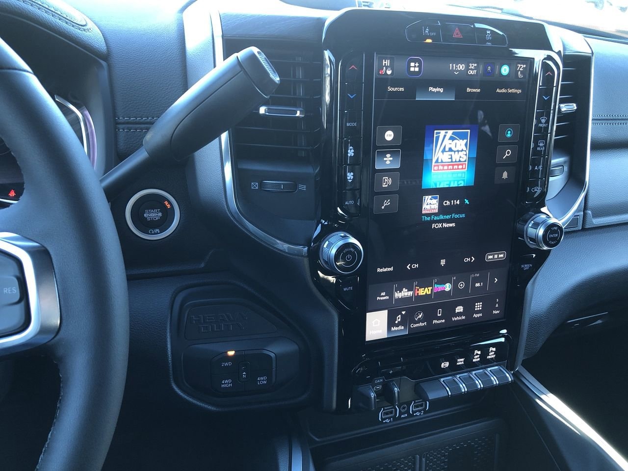 New 2026 Ram 2500 Laramie - photo - 25