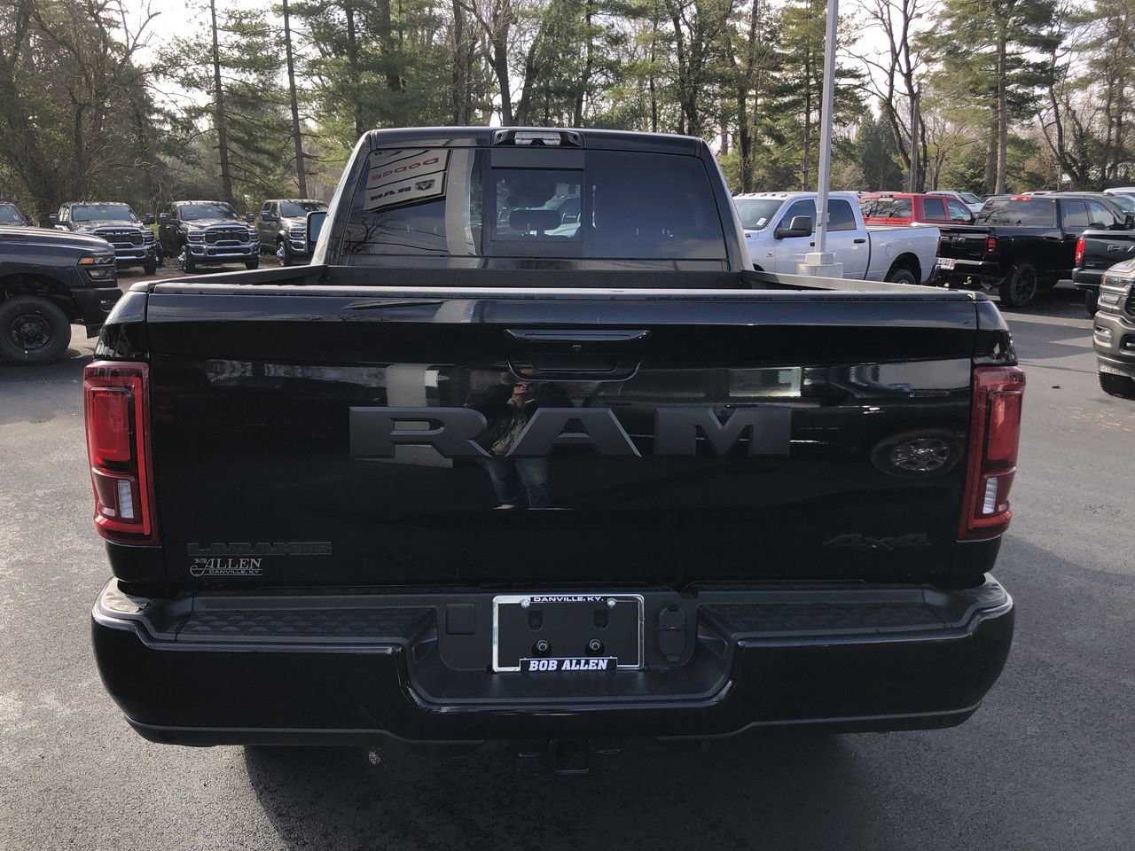 New 2026 Ram 2500 Laramie - photo - 17