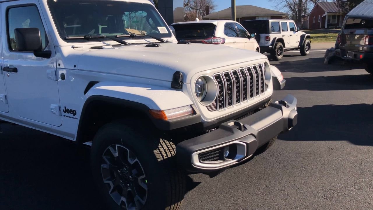 New 2026 Jeep Wrangler Sahara - photo - 1
