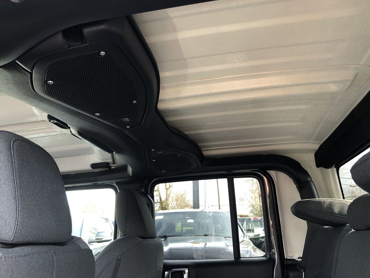 New 2026 Jeep Gladiator Willys - photo - 30