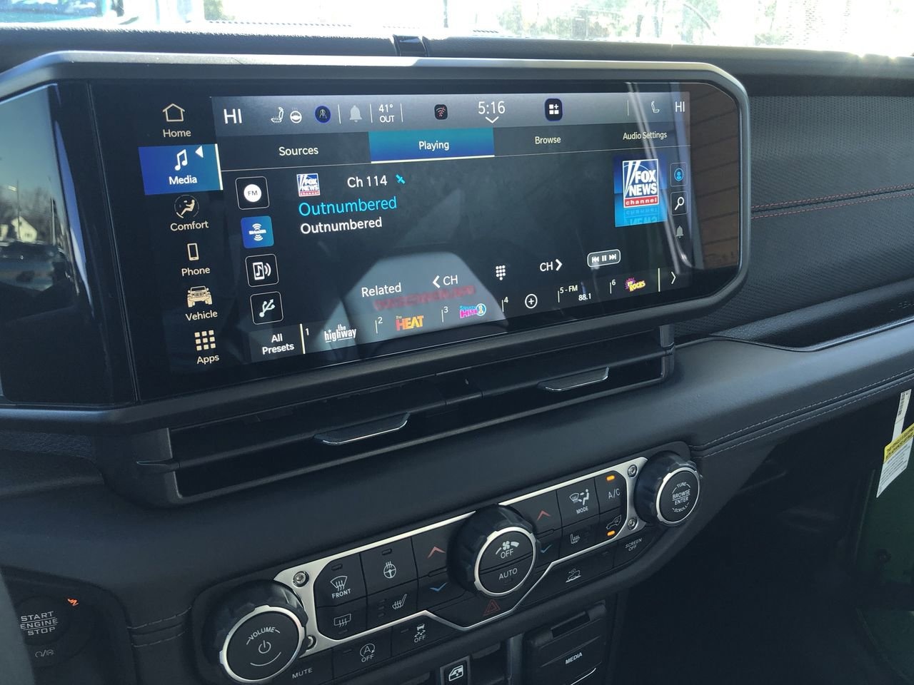 New 2026 Jeep Wrangler Rubicon - photo - 18