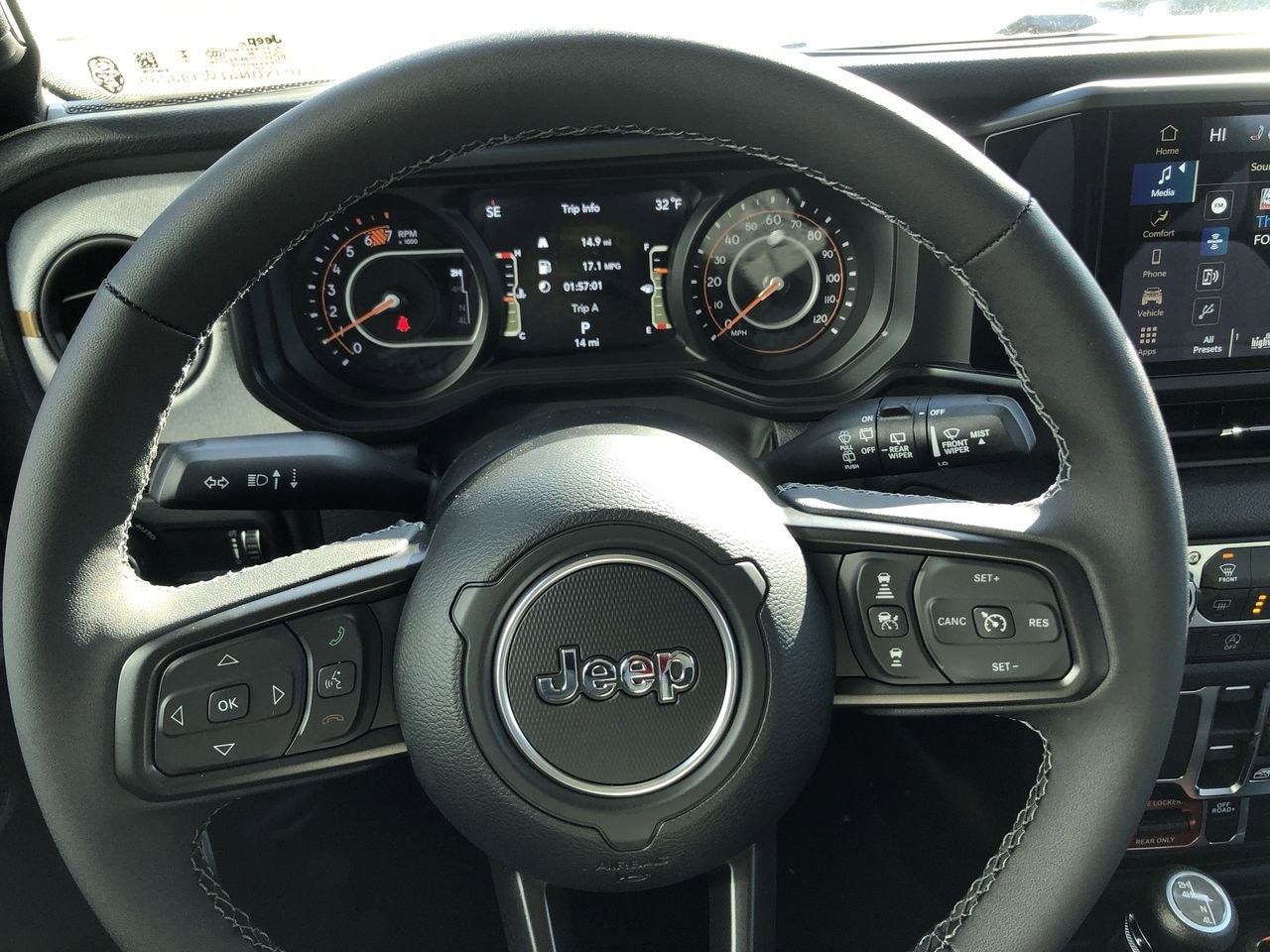 New 2026 Jeep Wrangler Willys - photo - 14