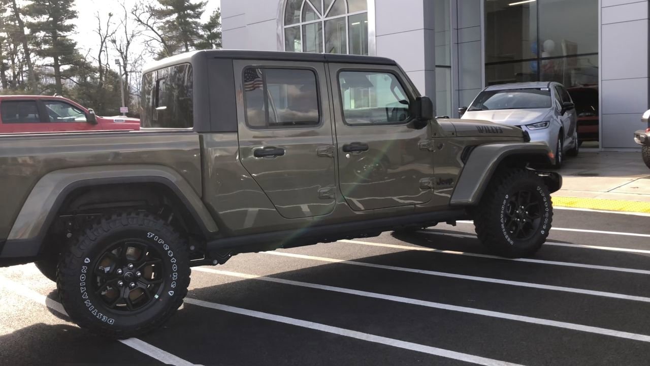 New 2026 Jeep Gladiator Willys - photo - 7