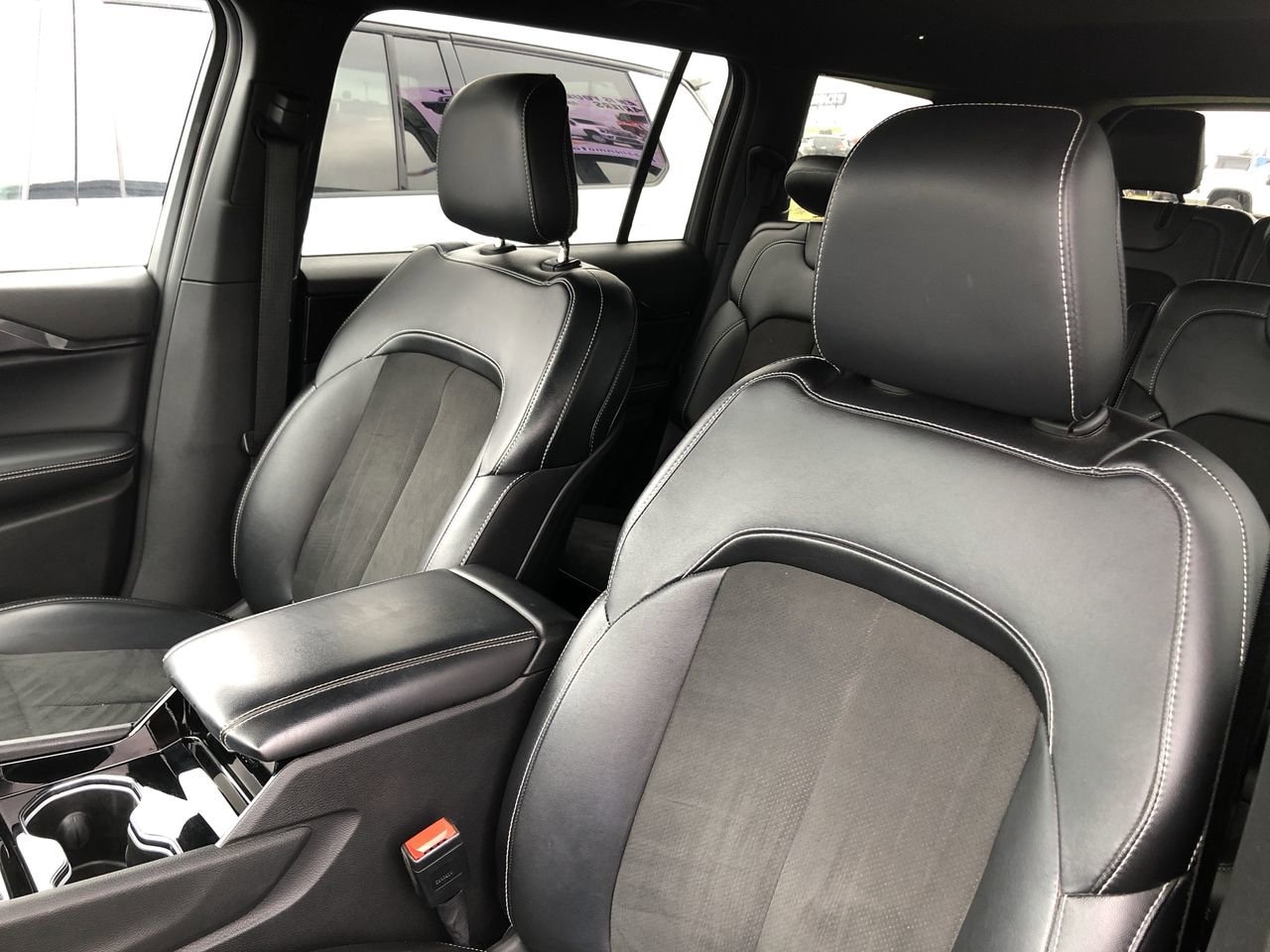 Pre-Owned 2023 Jeep Grand Cherokee L  - photo - 12