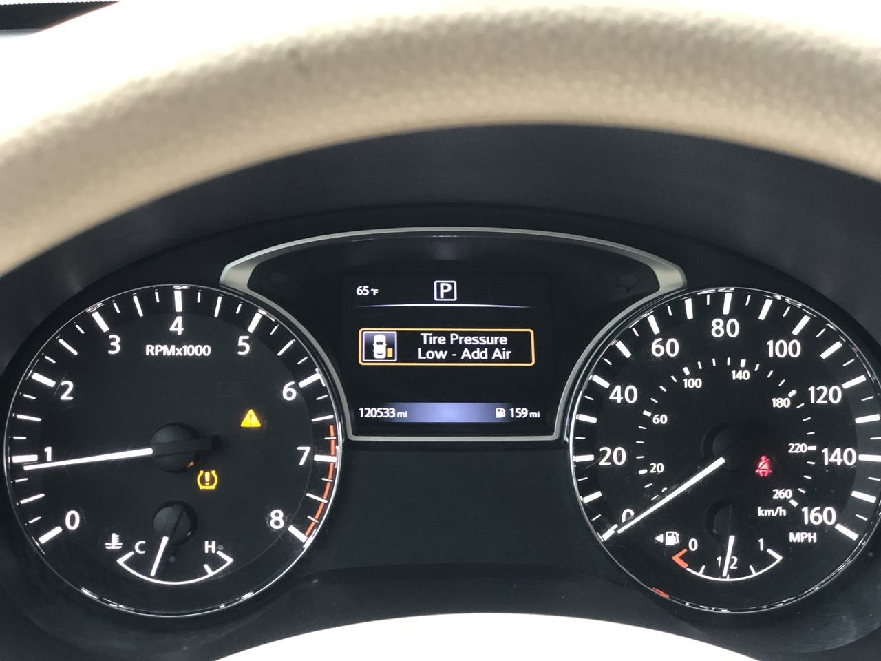 Pre-Owned 2016 Nissan Altima  - photo - 14