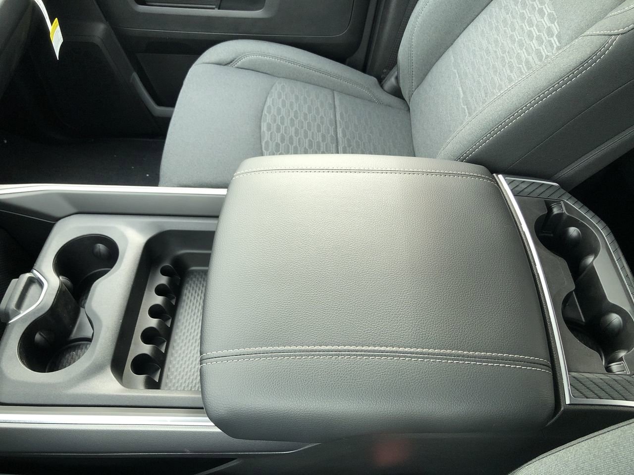 New 2026 Ram 2500 Big Horn - photo - 16