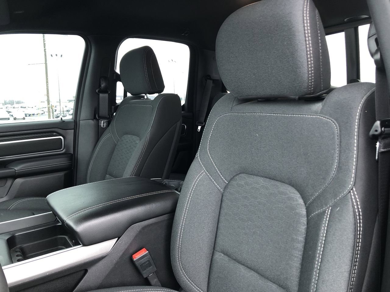 Pre-Owned 2025 Ram 1500  - photo - 20