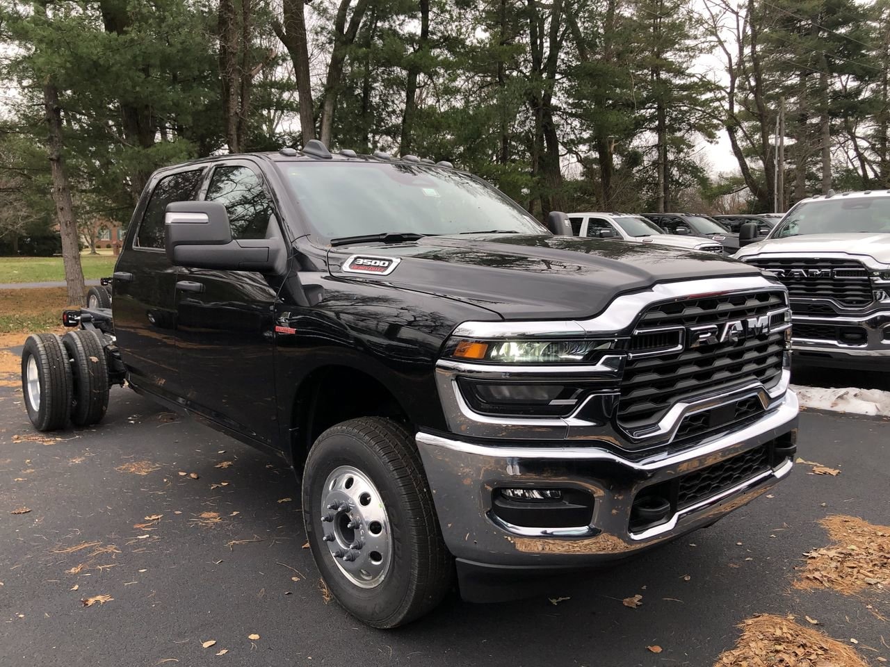 New 2026 Ram 3500 Chassis Cab Tradesman - photo - 14