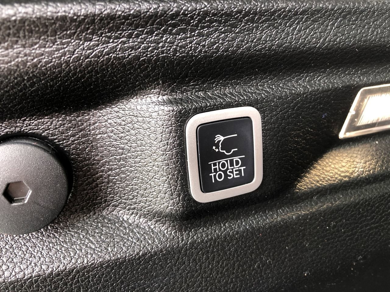 Pre-Owned 2021 Jeep Grand Cherokee L  - photo - 9