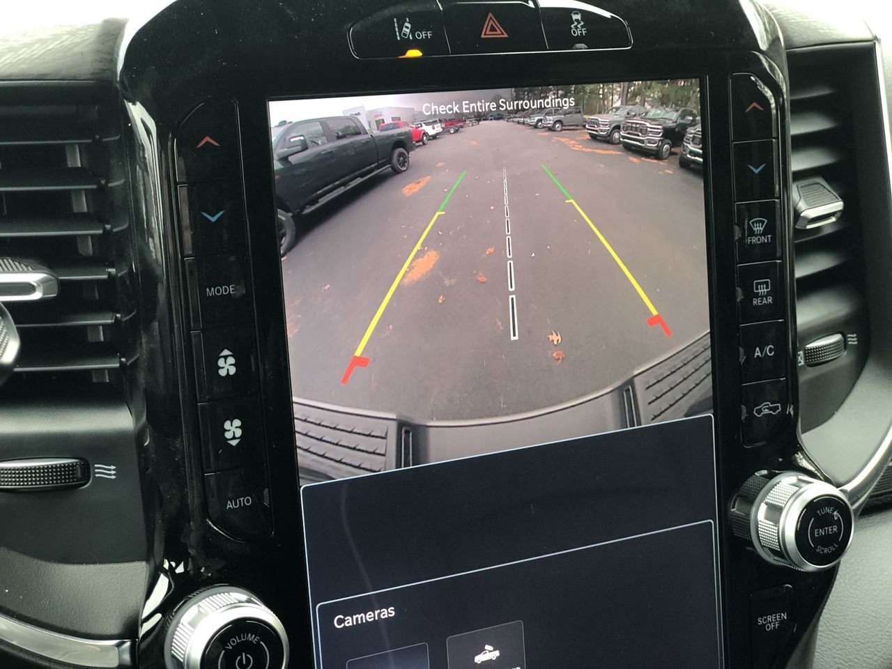 New 2026 Ram 2500 Laramie - photo - 27