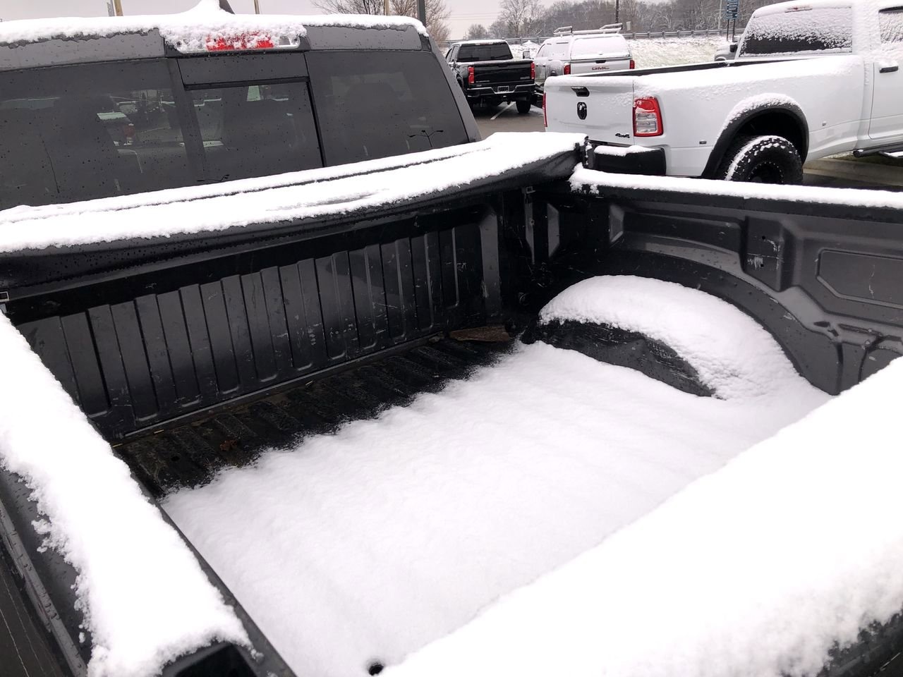 Pre-Owned 2019 Ram 1500  - photo - 8