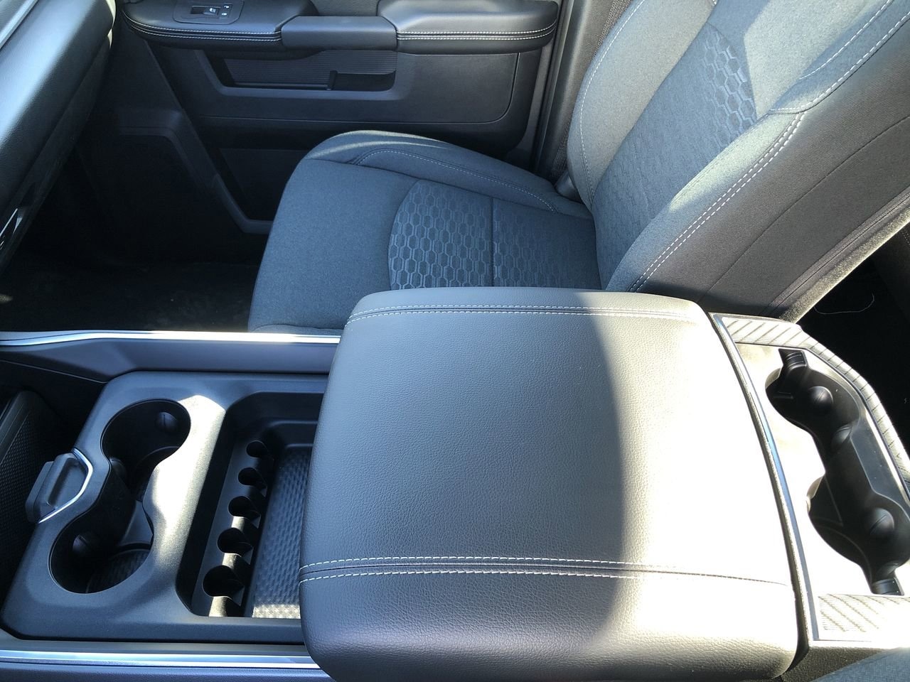 New 2026 Ram 2500 Big Horn - photo - 24