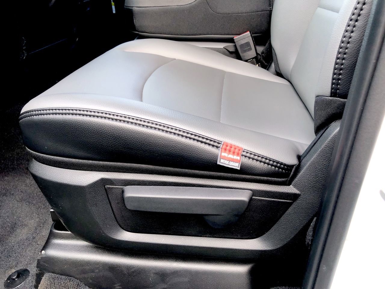 New 2026 Ram 2500 Tradesman - photo - 13