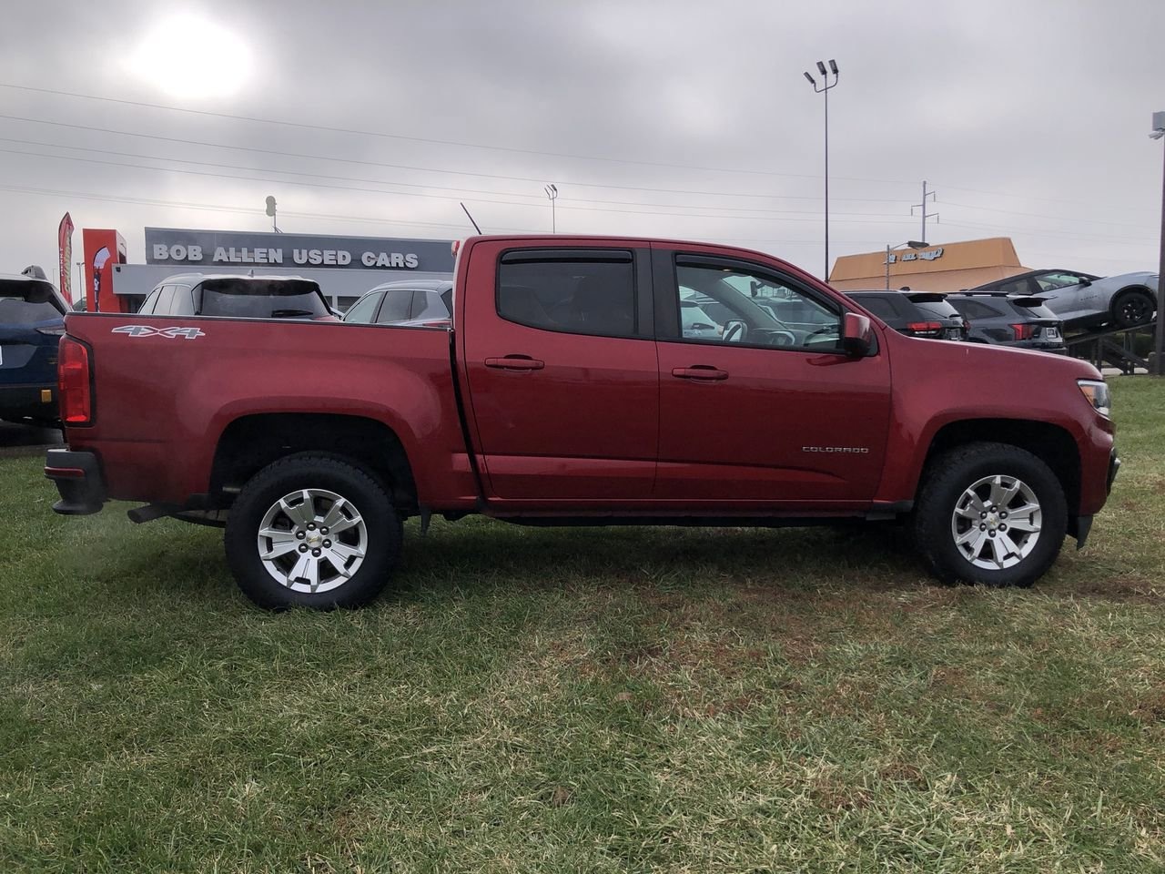 Pre-Owned 2021 Chevrolet Colorado LT - photo - 5