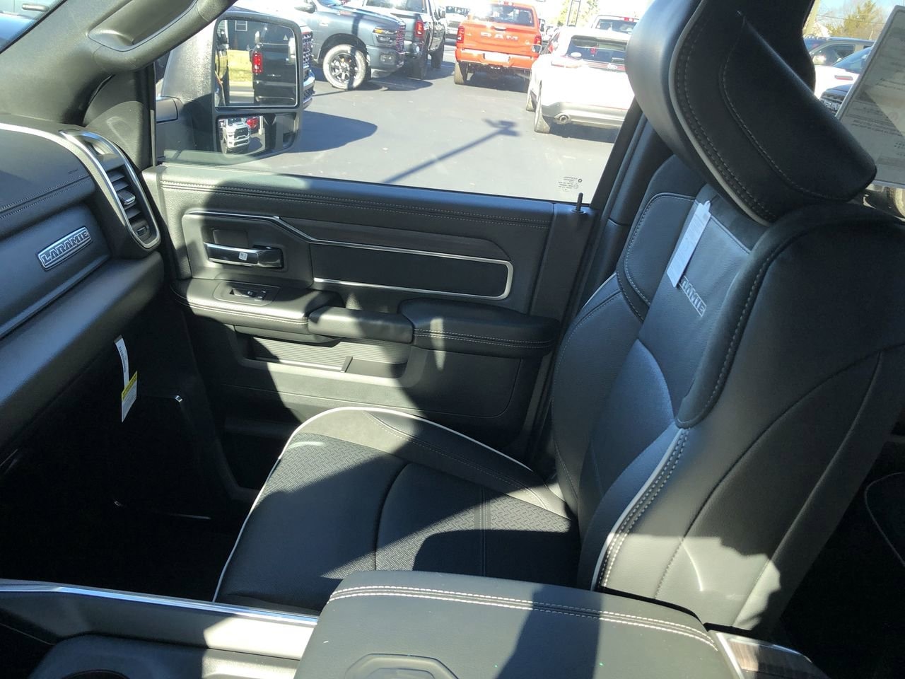 New 2026 Ram 2500 Laramie - photo - 22