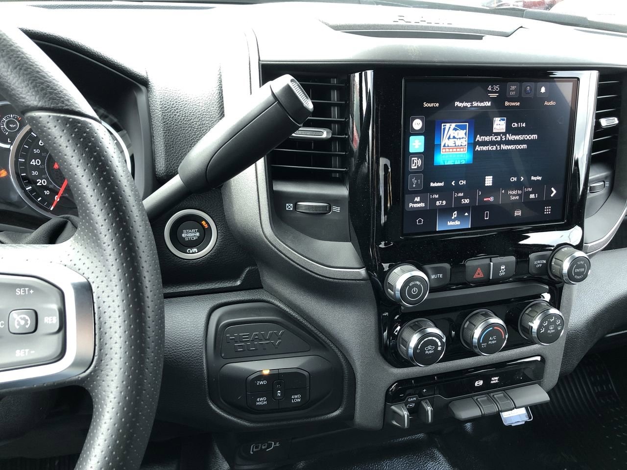 New 2026 Ram 2500 Tradesman - photo - 25