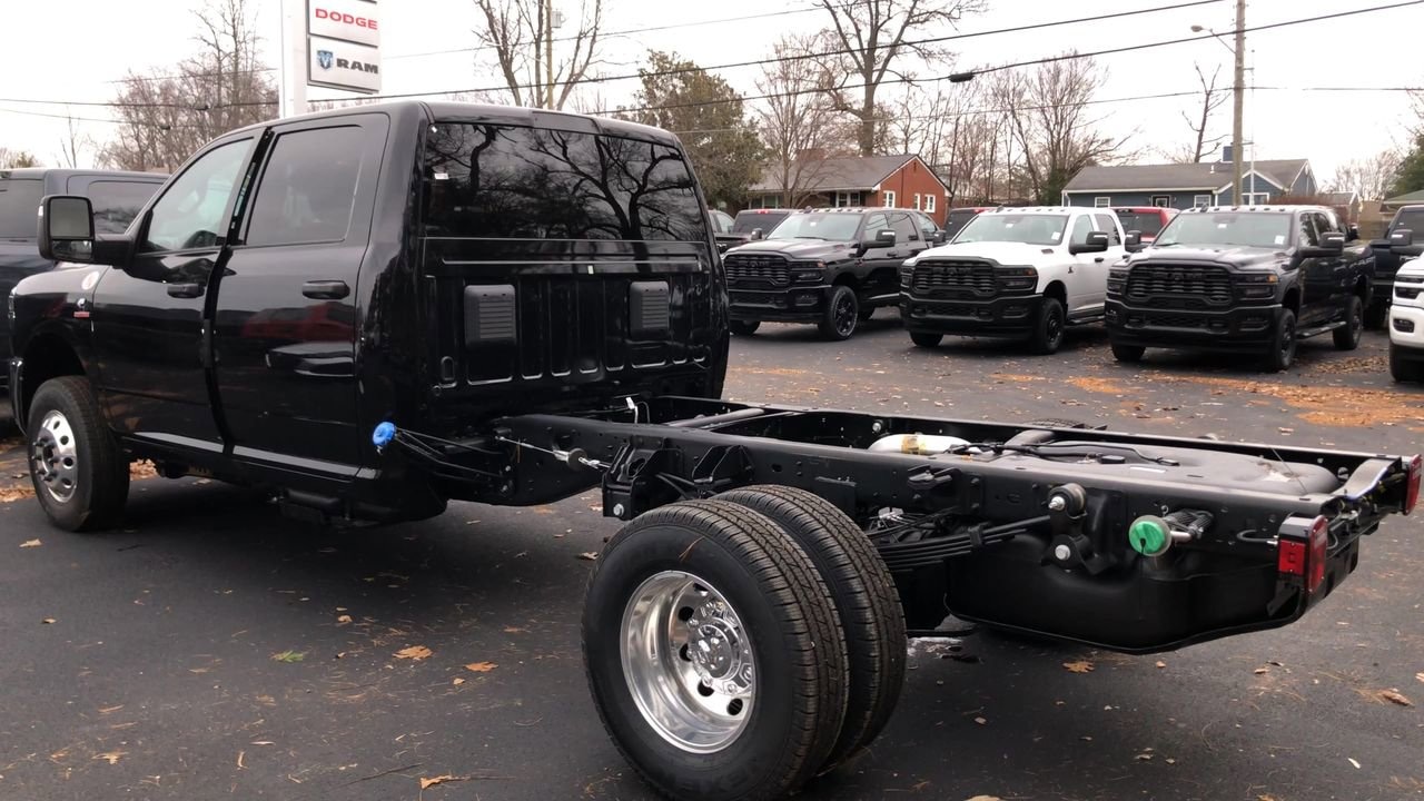 New 2026 Ram 3500 Chassis Cab Tradesman - photo - 4