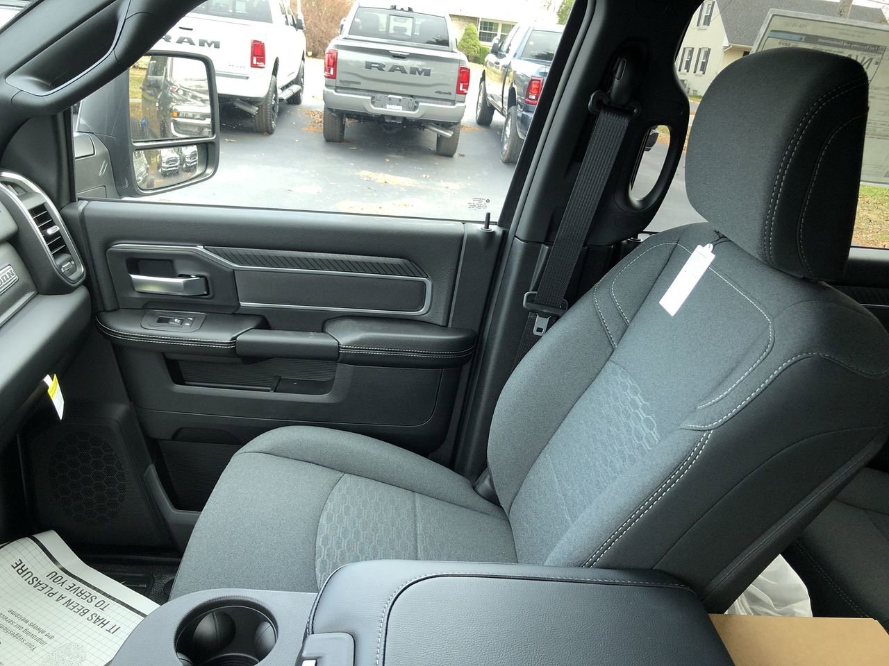 New 2026 Ram 3500 Chassis Cab Tradesman - photo - 21