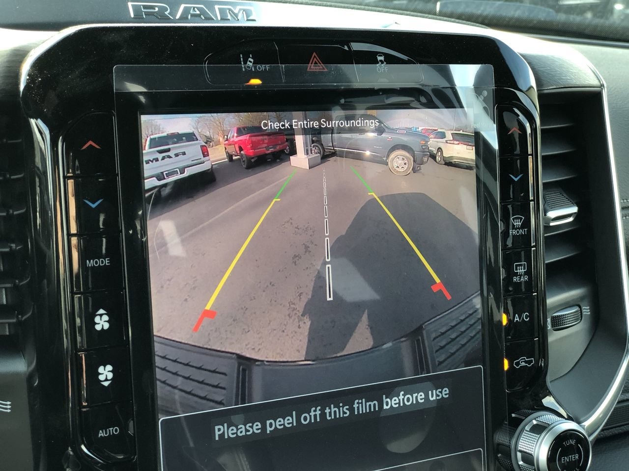 New 2026 Ram 2500 Laramie - photo - 27