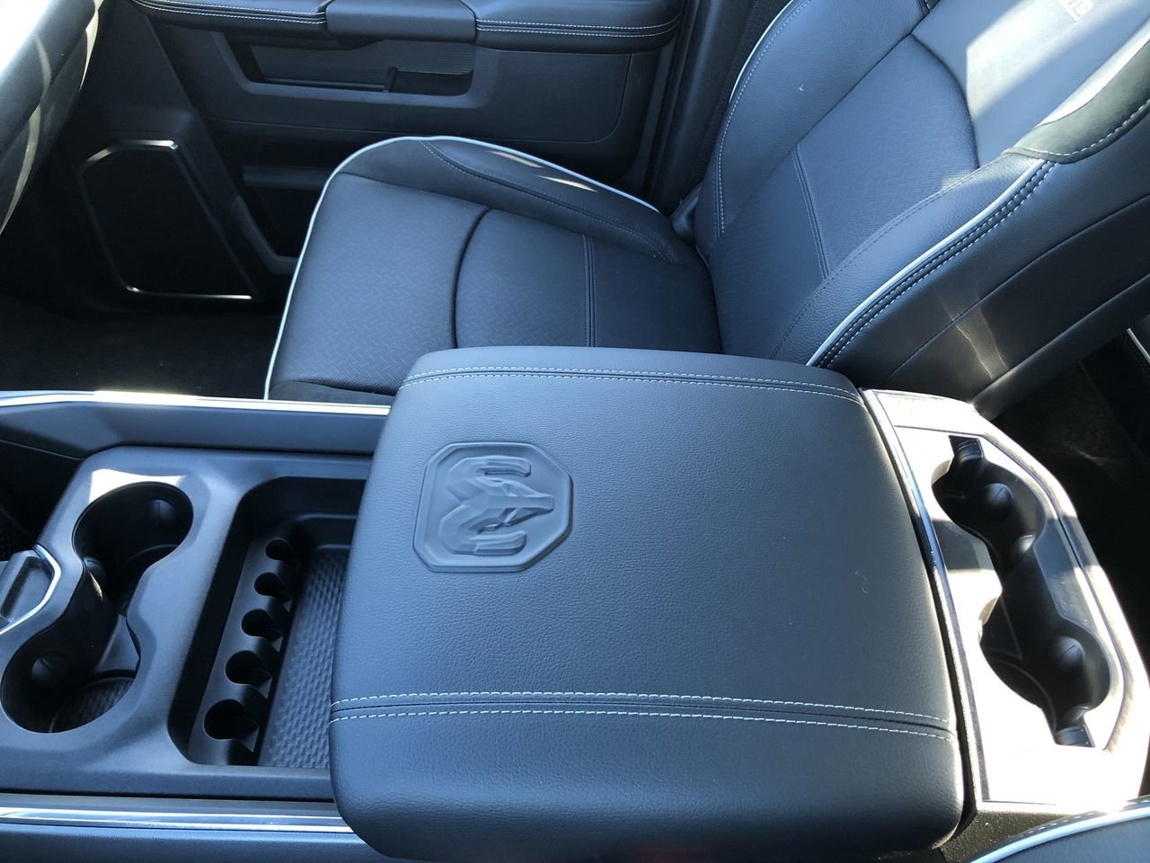 New 2026 Ram 2500 Laramie - photo - 24