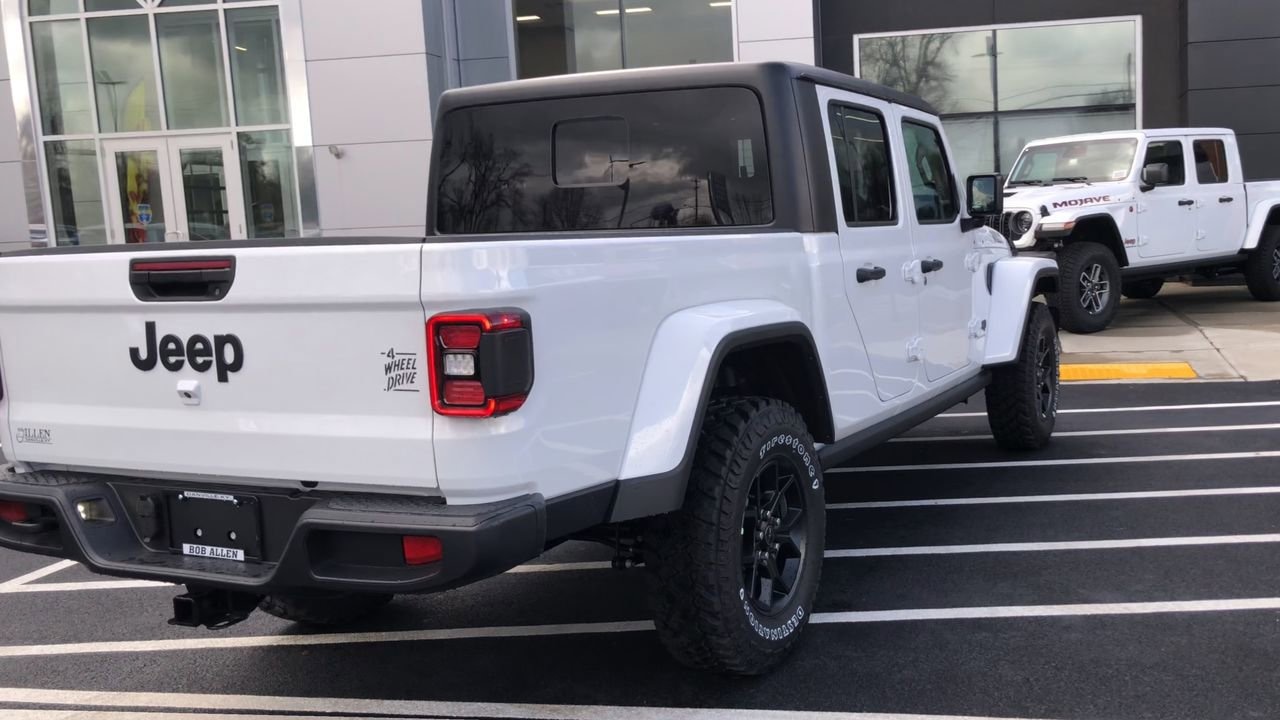 New 2026 Jeep Gladiator Willys - photo - 6