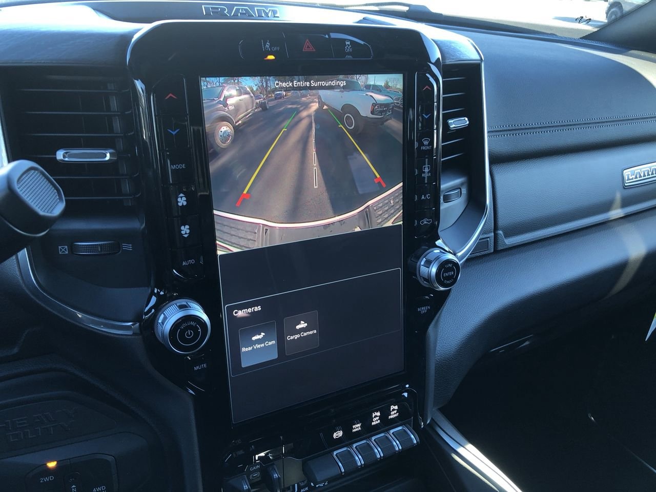 New 2026 Ram 2500 Laramie - photo - 27