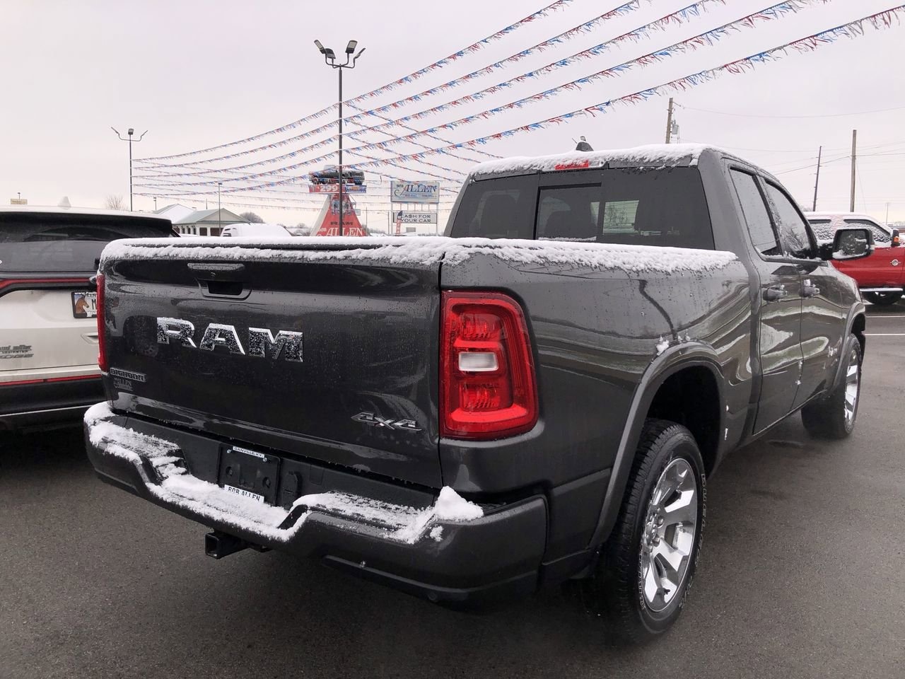 Pre-Owned 2025 Ram 1500  - photo - 12