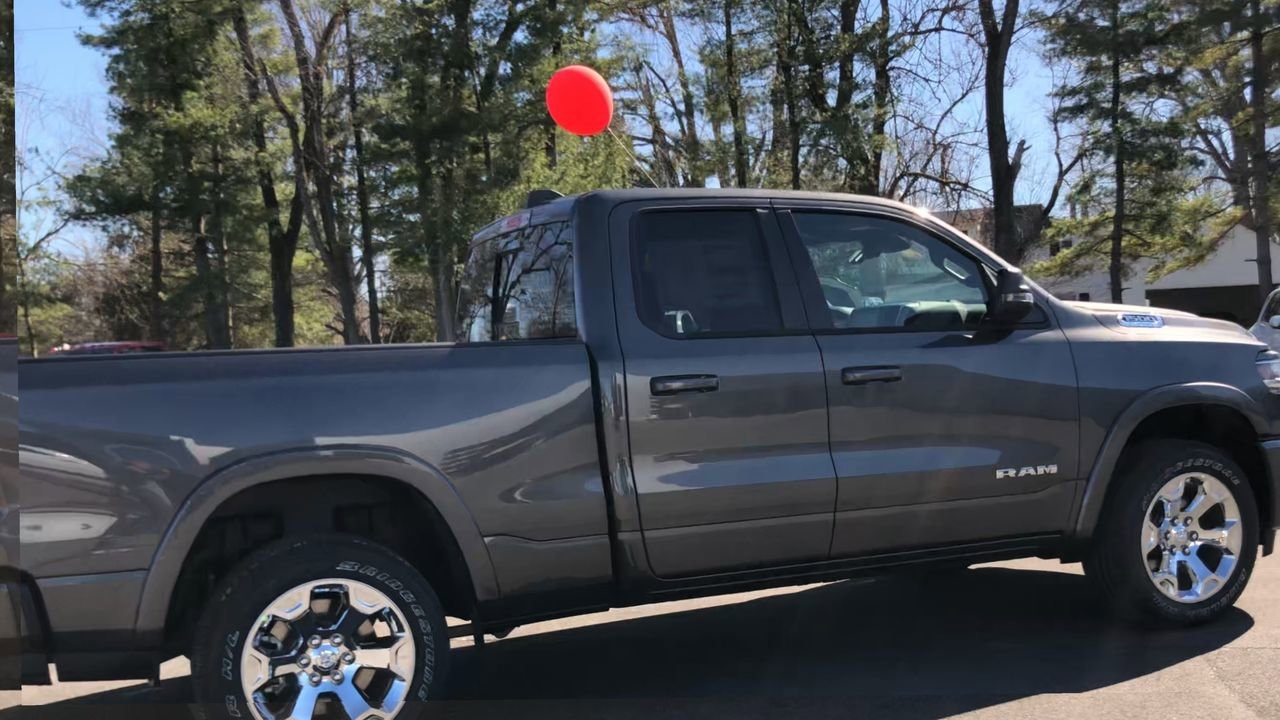 Pre-Owned 2025 Ram 1500  - photo - 7