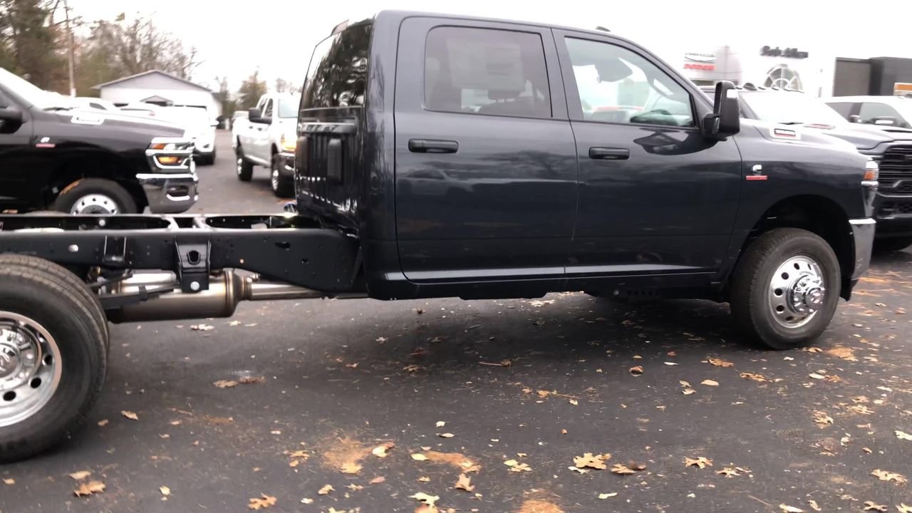 New 2026 Ram 3500 Chassis Cab Tradesman - photo - 7