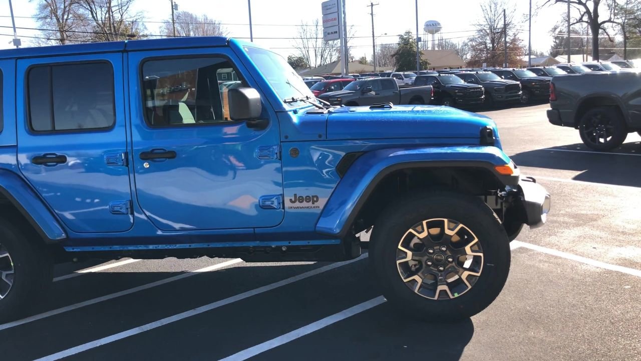 New 2026 Jeep Wrangler Sahara - photo - 8