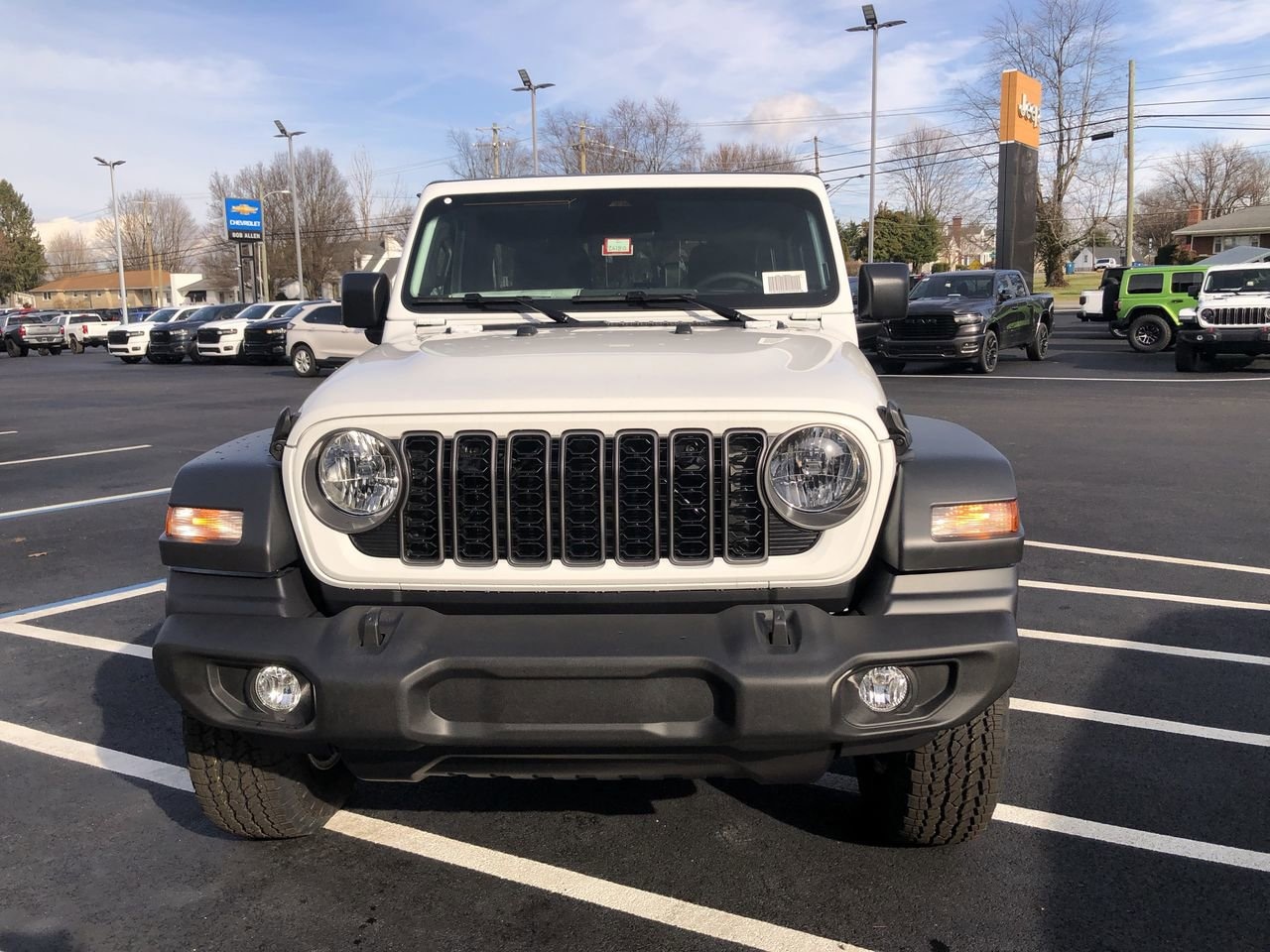 New 2026 Jeep Wrangler Sport S - photo - 15
