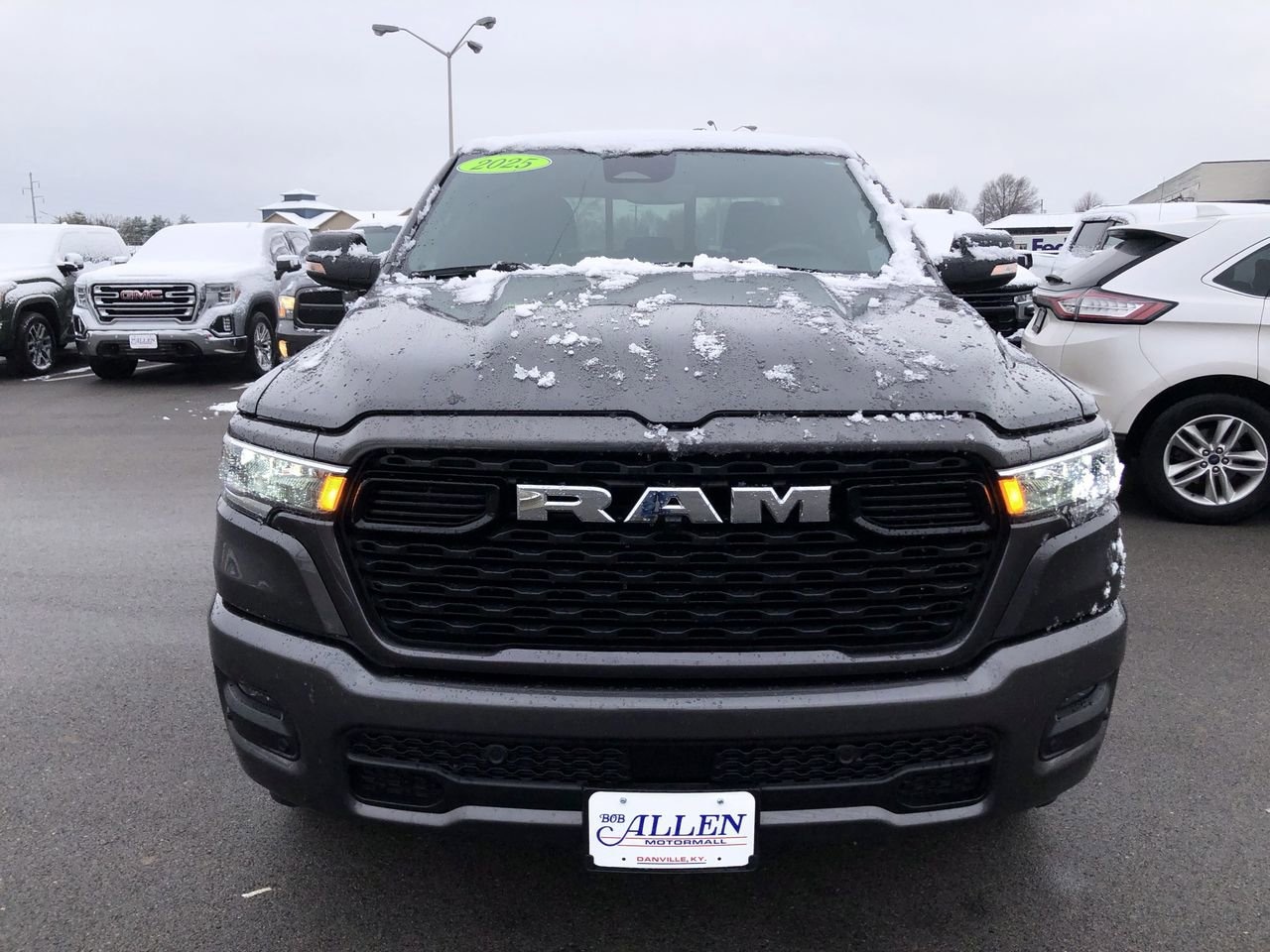 Pre-Owned 2025 Ram 1500  - photo - 15