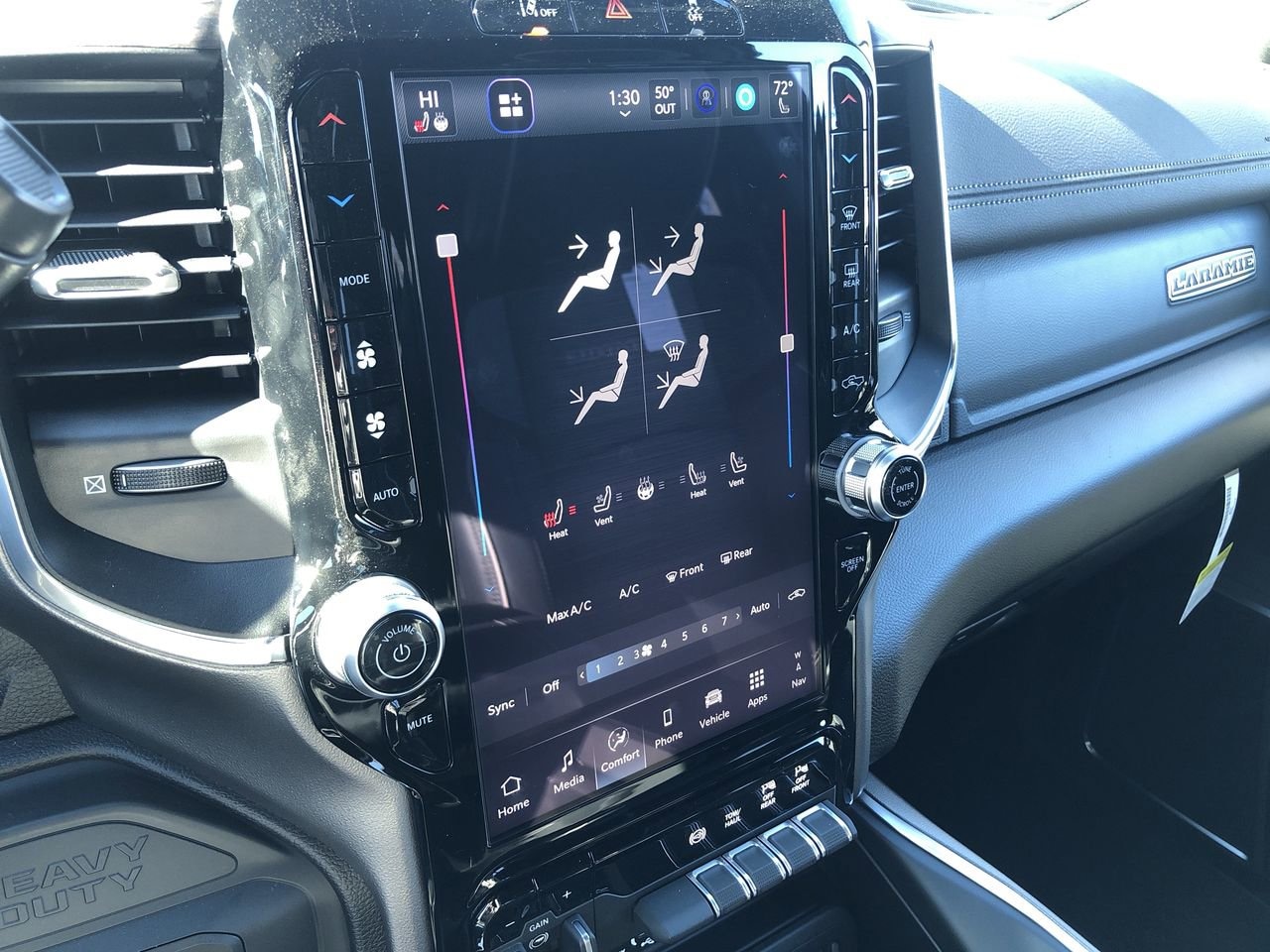 New 2026 Ram 2500 Laramie - photo - 21