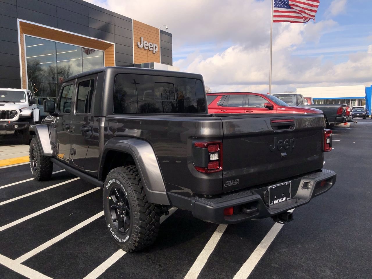 New 2026 Jeep Gladiator Willys - photo - 11