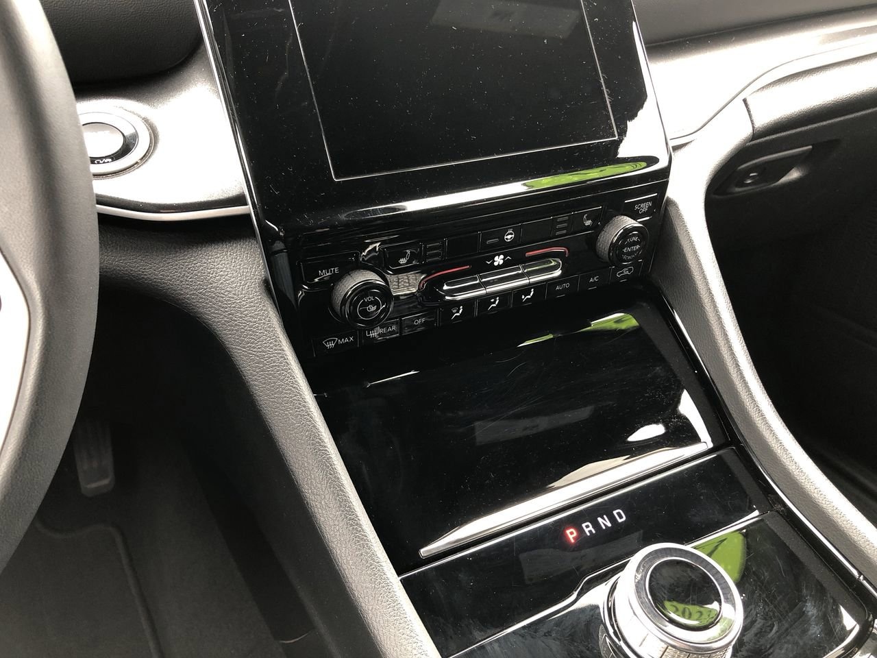 Pre-Owned 2023 Jeep Grand Cherokee L  - photo - 19