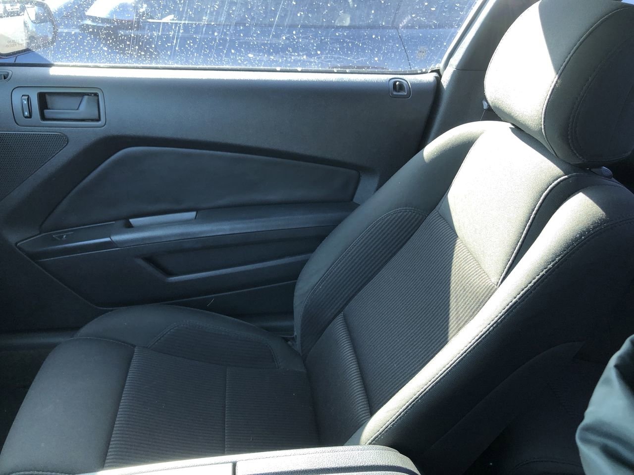 Pre-Owned 2014 Ford Mustang V6 - photo - 19
