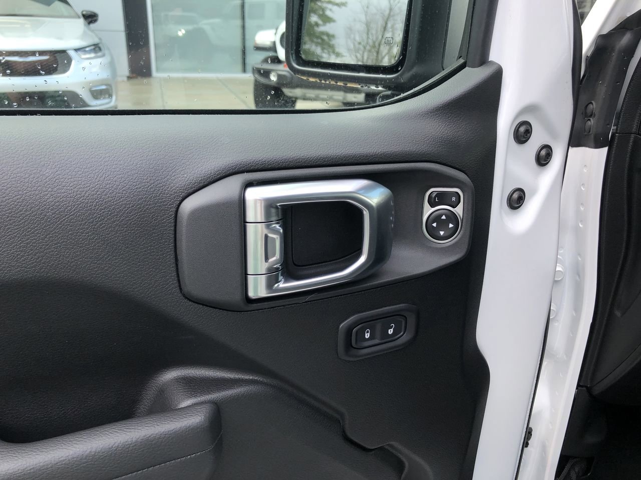 New 2026 Jeep Gladiator Willys - photo - 19