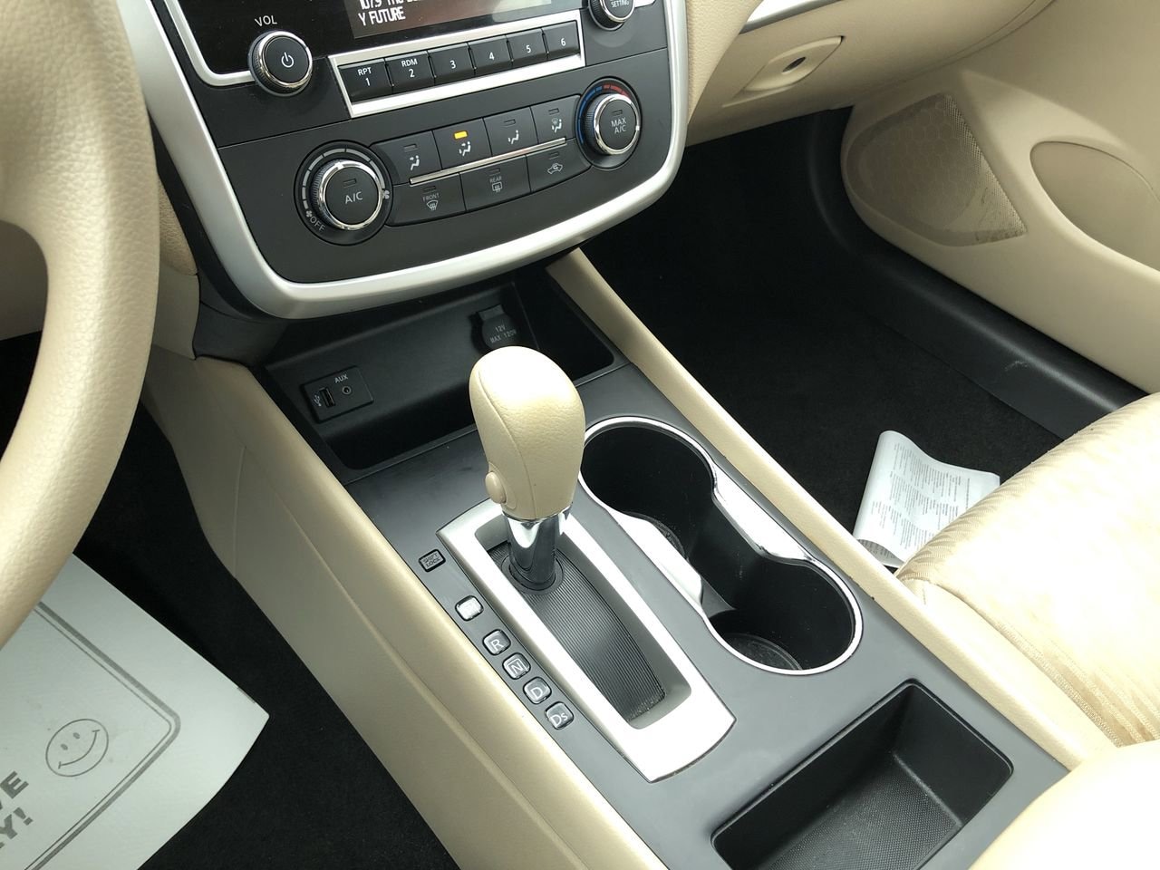 Pre-Owned 2016 Nissan Altima  - photo - 16