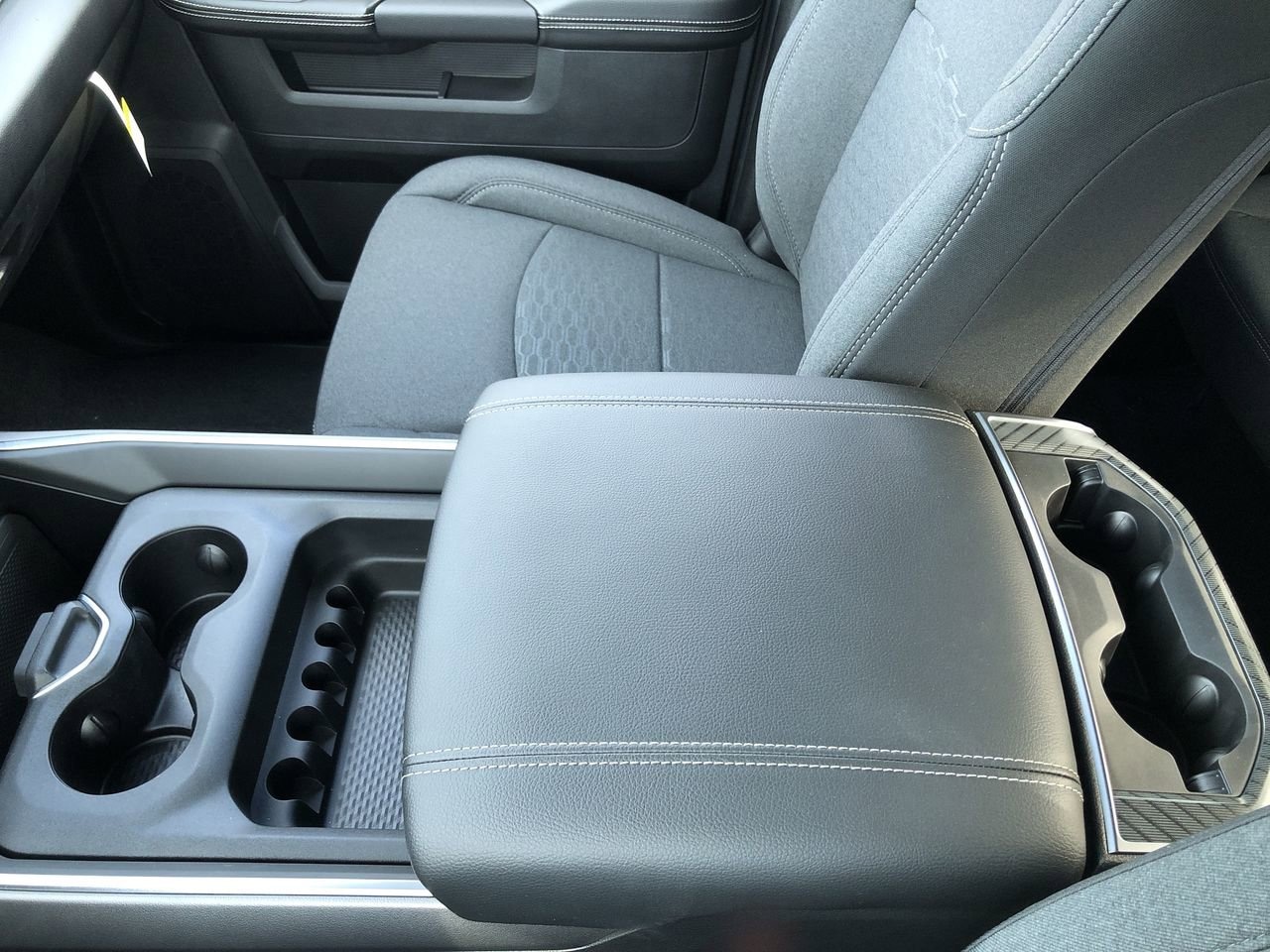 New 2026 Ram 2500 Big Horn - photo - 24