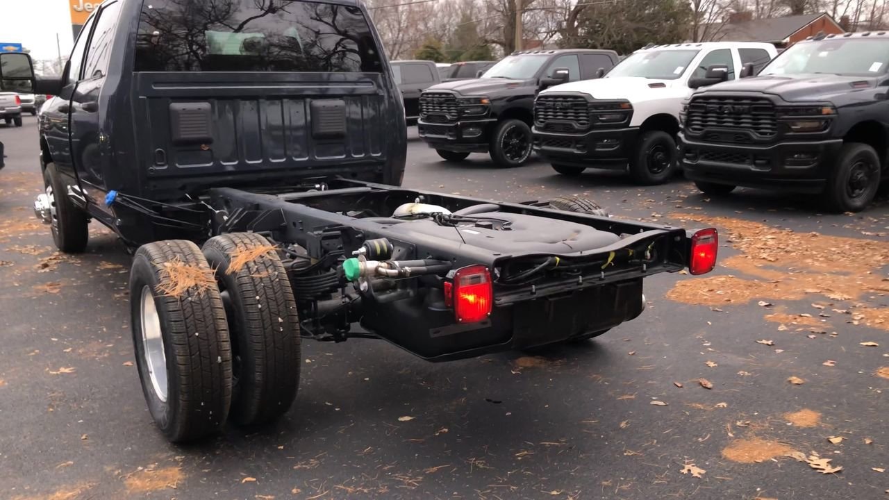 New 2026 Ram 3500 Chassis Cab Tradesman - photo - 5